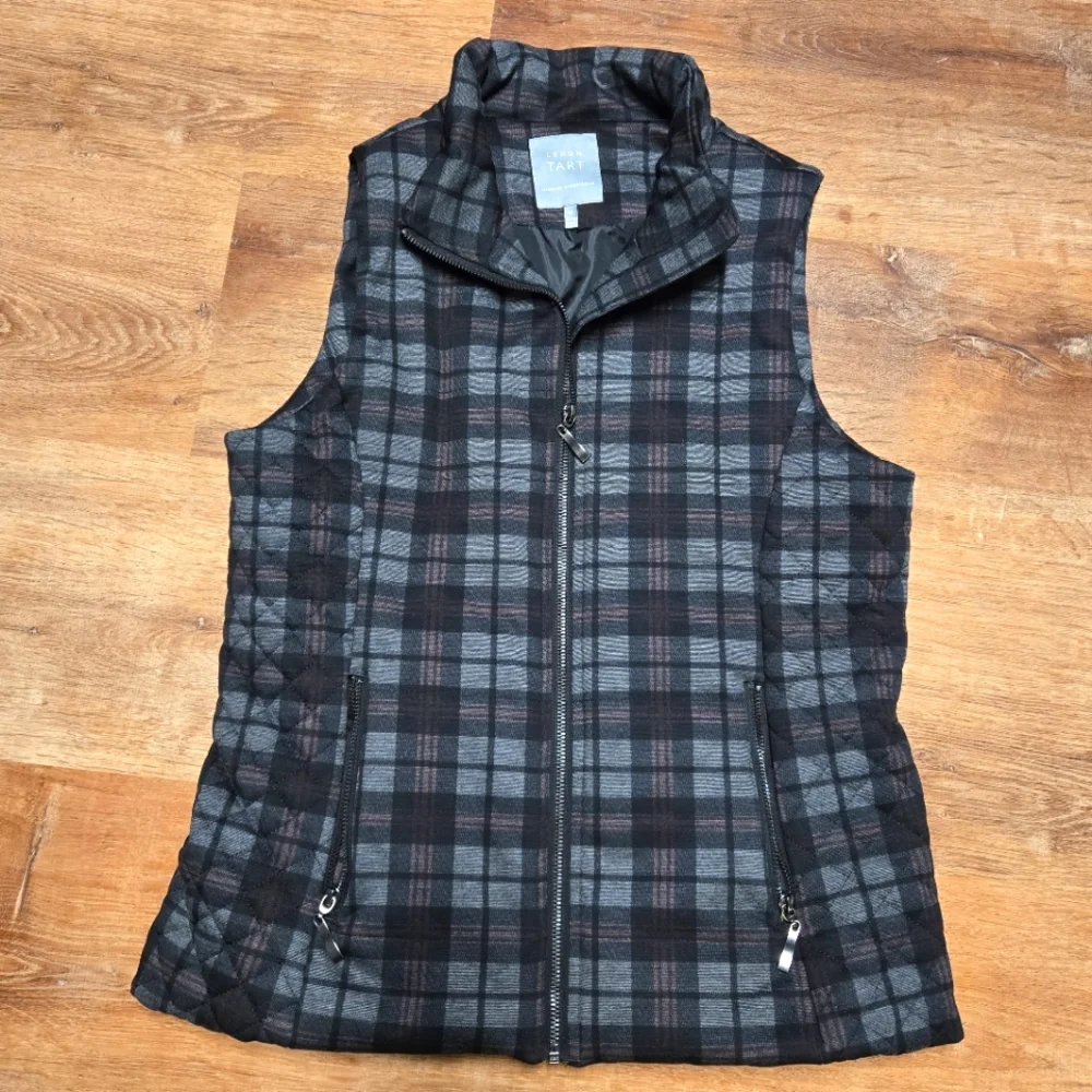 Lemon Tart Black and Gray Quilted Plaid Vest with High Collar Medium - Picture 1 of 5